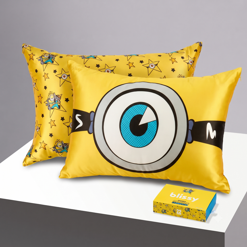 Pillowcase - Minions & Monsters - Seeing Stars - Queen