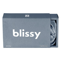 Ash Blue Blissy Bow Bonnet Close-Up – Blissy 22 Momme Silk