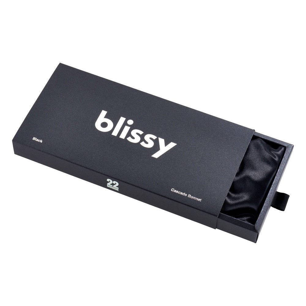 Blissy Black Blissy Cascade Bonnet Lifestyle – Mulberry Silk