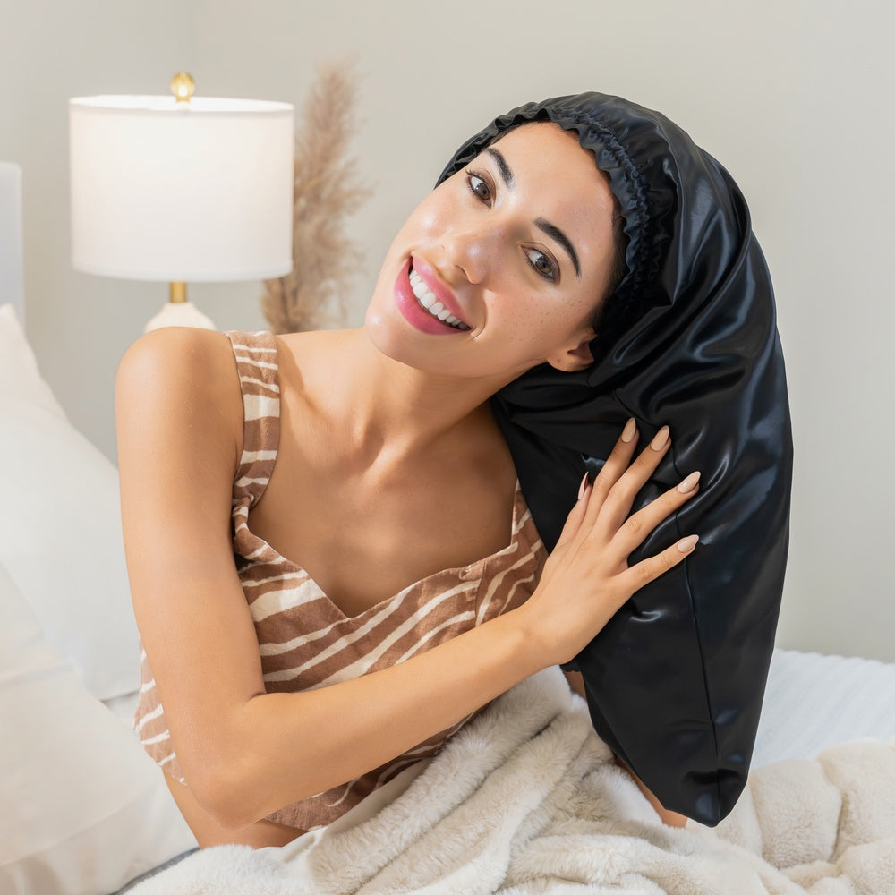 Blissy Mulberry Silk Blissy Cascade Bonnet – Black