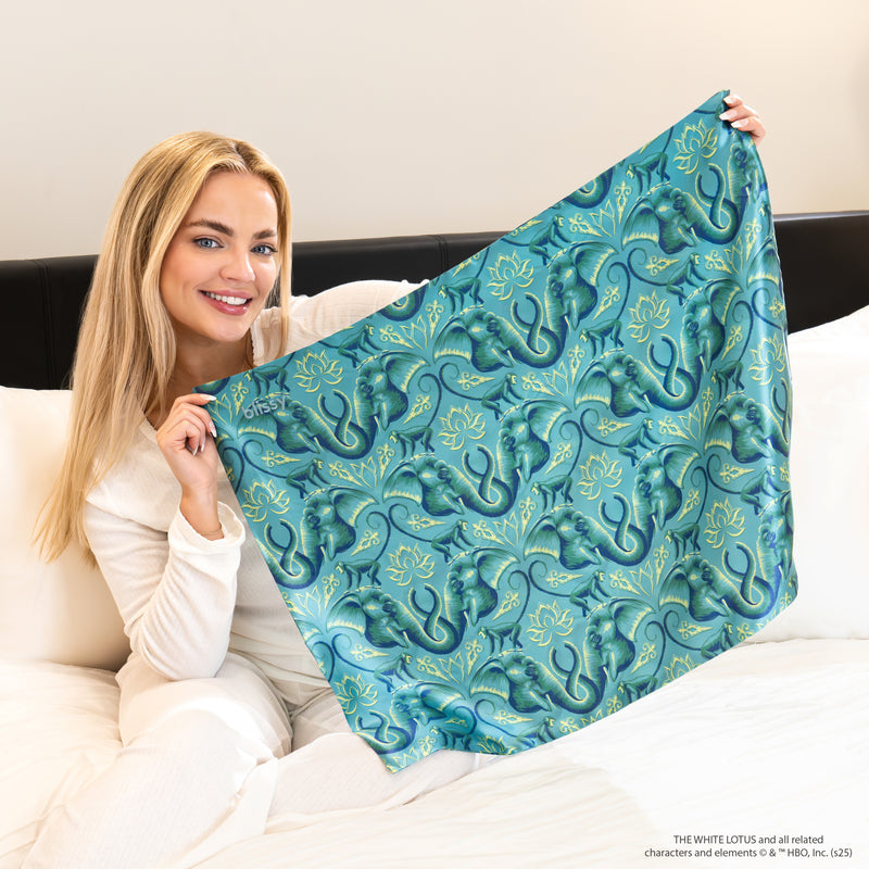 Pillowcase - White Lotus - Emerald Jungle - Queen