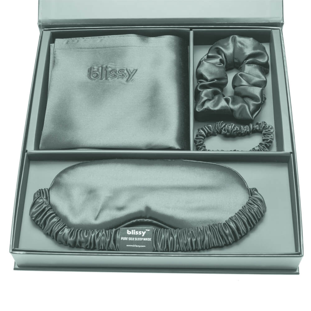 Blissy Matcha Silk Blissy Dream Set Detail – Standard