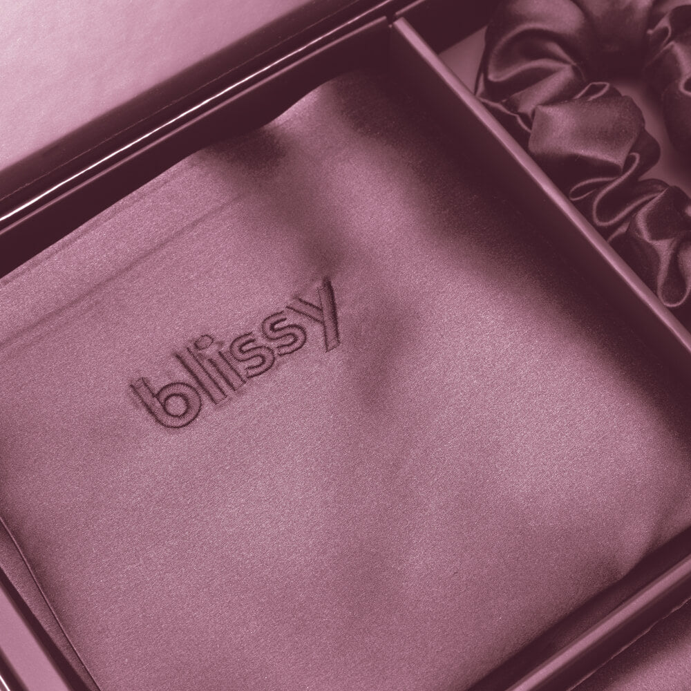 Blissy Plum Silk Blissy Dream Set Detail – King