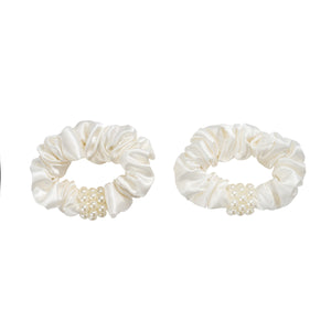 Blissy Petite Pearl Scrunchies - White