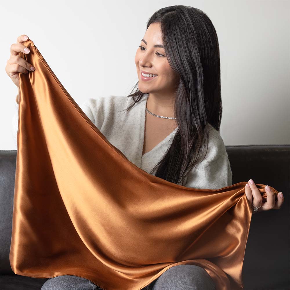 Blissy Bronze Silk Pillowcase Detail – Standard