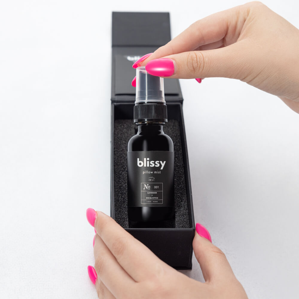 Blissy Award-Winning Aromatherapy Spray Silk Blissy Sleep & Pillow Mist Detail –