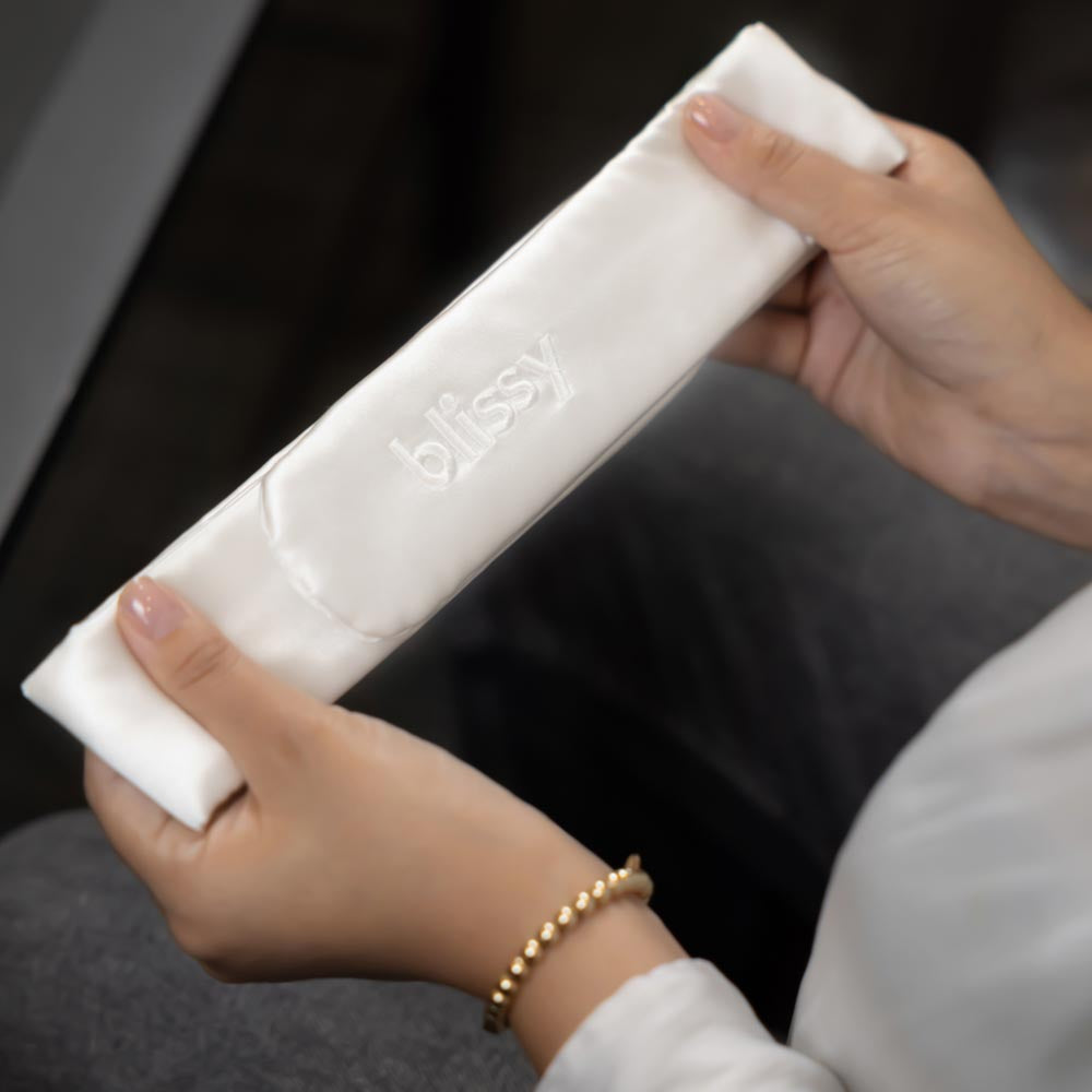 Blissy White Silk Blissy Beauty Band Detail –